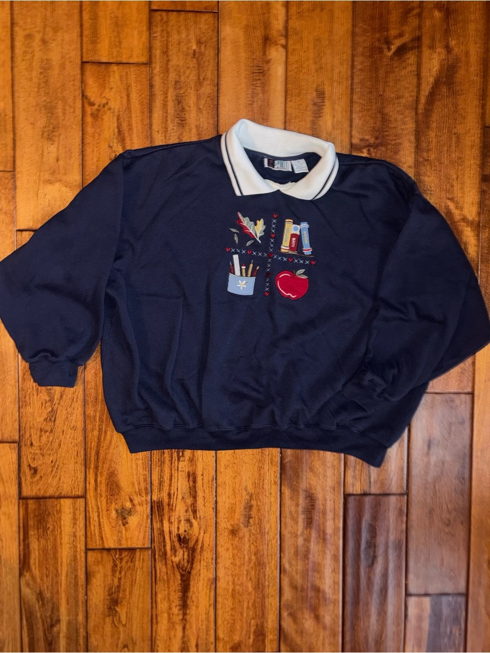 Vintage Navy Crewneck Sweater with School Motif and White Contrast Collar